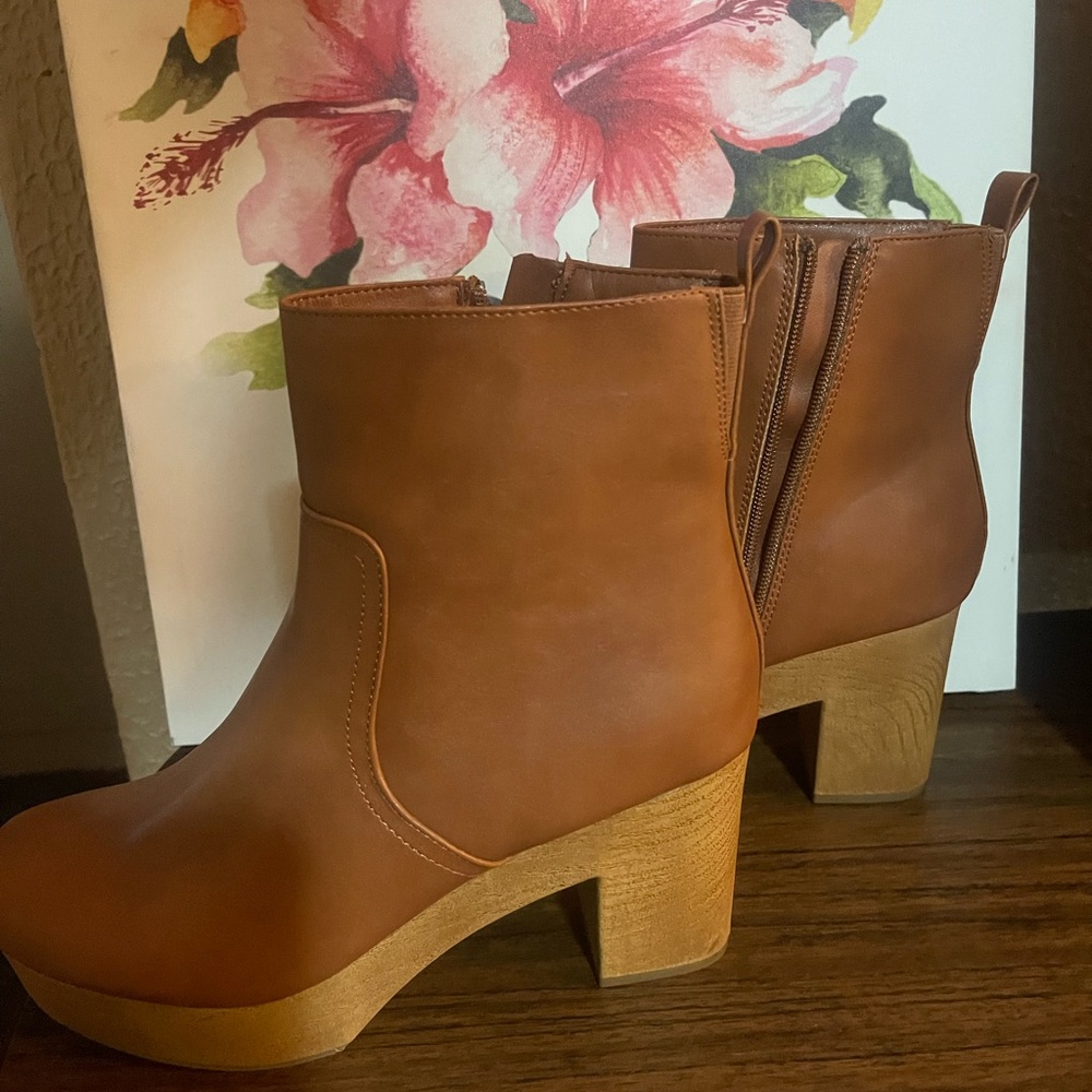 Brown boots